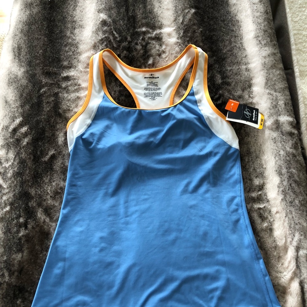 Nordic Track NWT activear tank size M Blue